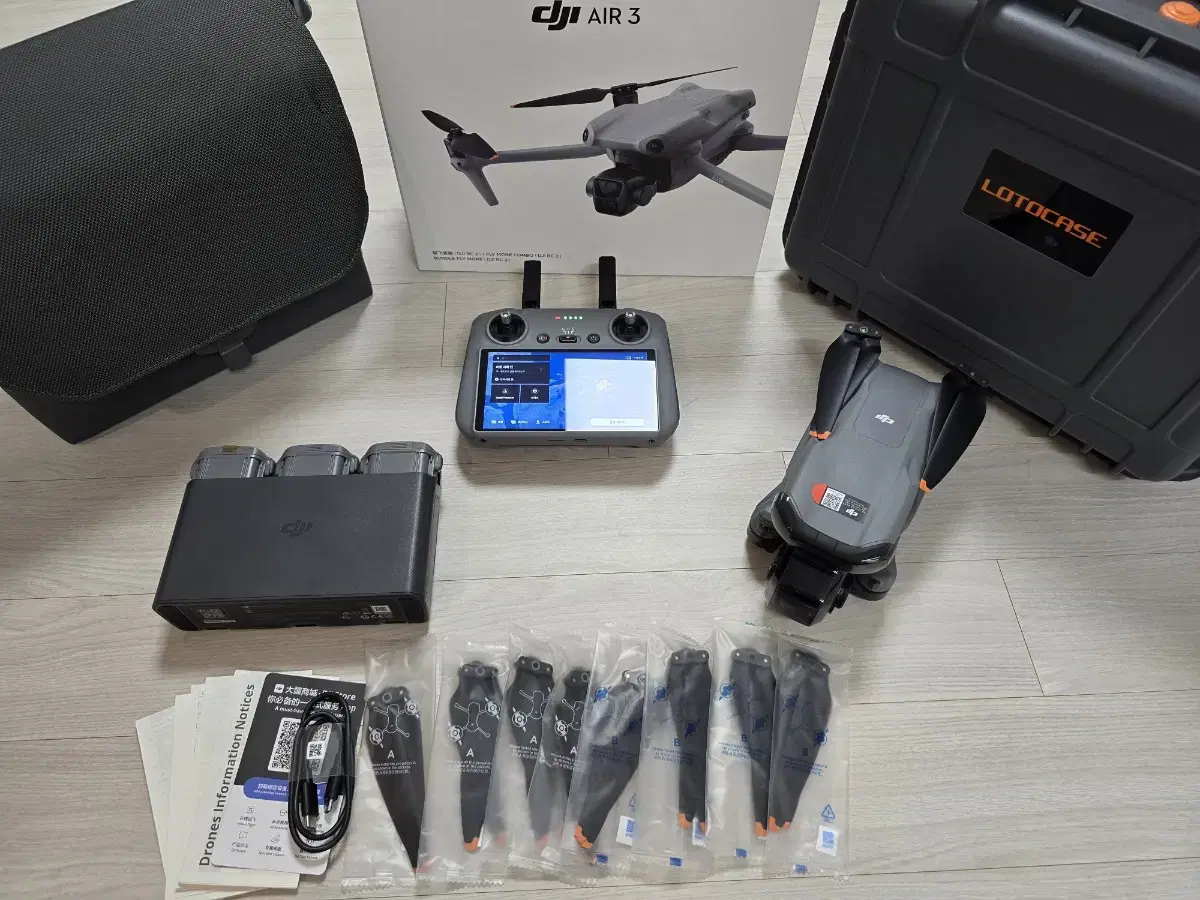 DJI AIR3 플라이모어콤보